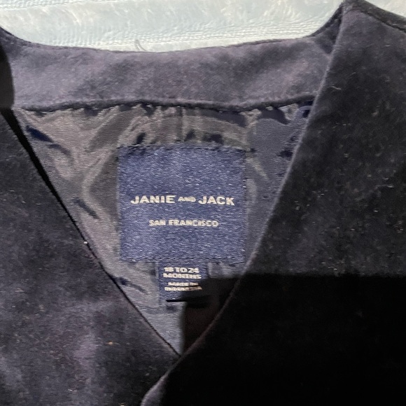 Janie and Jack Velvet Party Set for Baby boy 18-24m vest pants & Bow Tie - Picture 4 of 5